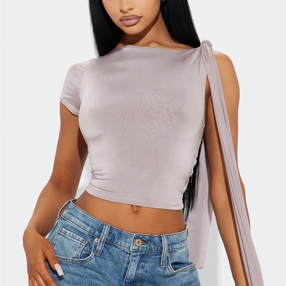NWT‼️ One Shoulder Basic Top - Mocha Sizes M, L, XL Available🤎🫶🏽